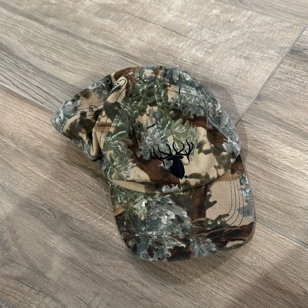 Camo hat